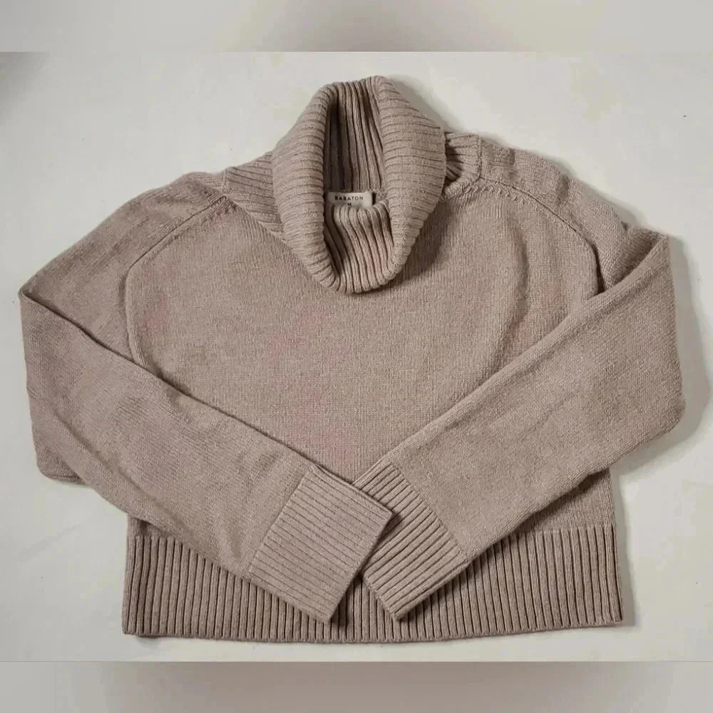 Babaton Aritzia Titus Cropped 100 Merino Wool Turtleneck Sweater Sz XS/S… - Picture 5 of 10